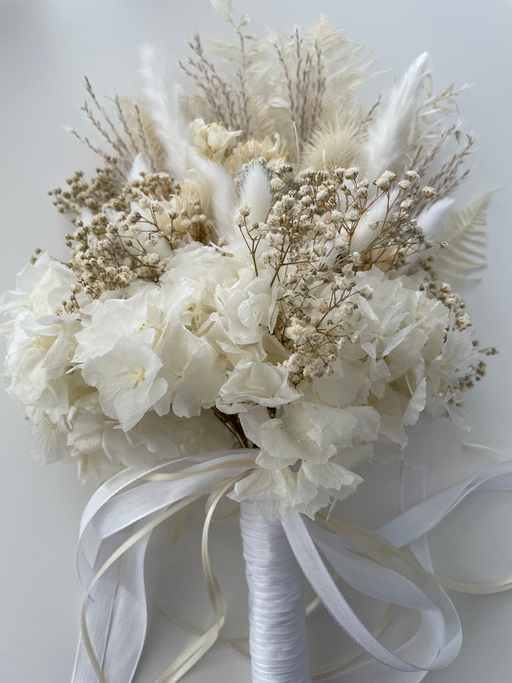 "Endless Love" Brautstrauß - www.Flower-Passion.com