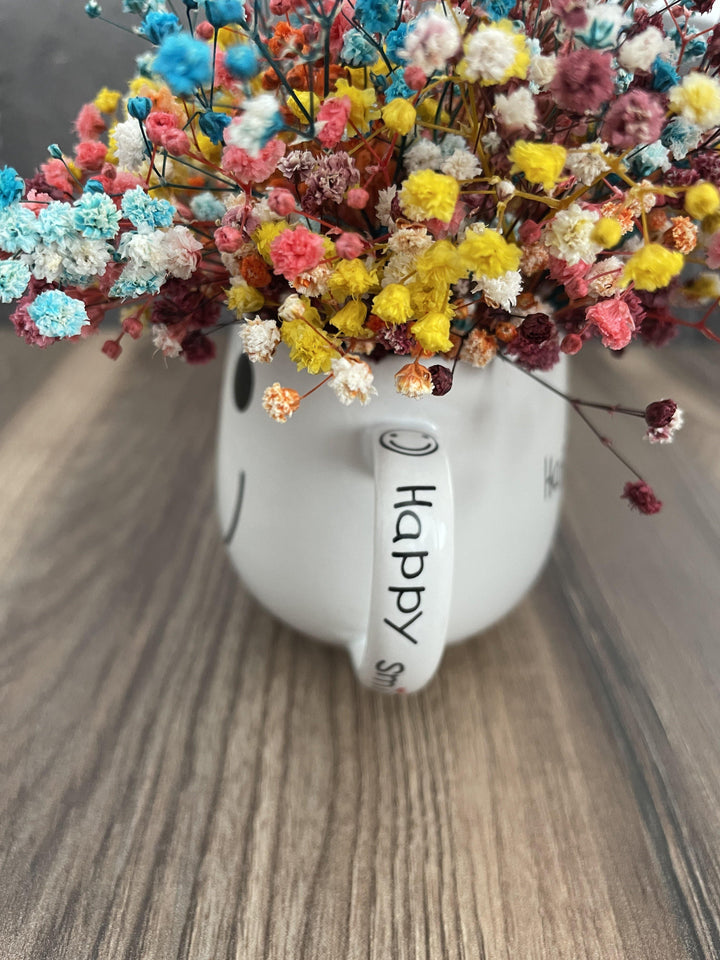 Happy Smile Tasse mit Schleierkraut in verschiedenen Farben - www.Flower-Passion.com
