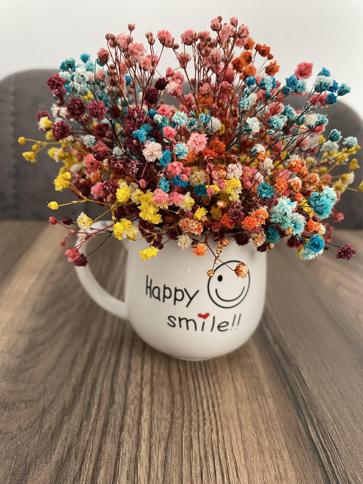 Happy Smile Tasse mit Schleierkraut in verschiedenen Farben - www.Flower-Passion.com
