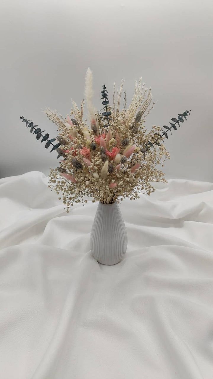 "Valentina" Trockenblumenstrauß - www.Flower-Passion.com