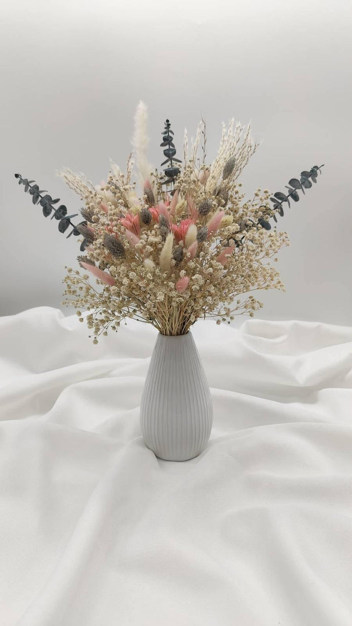 "Valentina" Trockenblumenstrauß - www.Flower-Passion.com