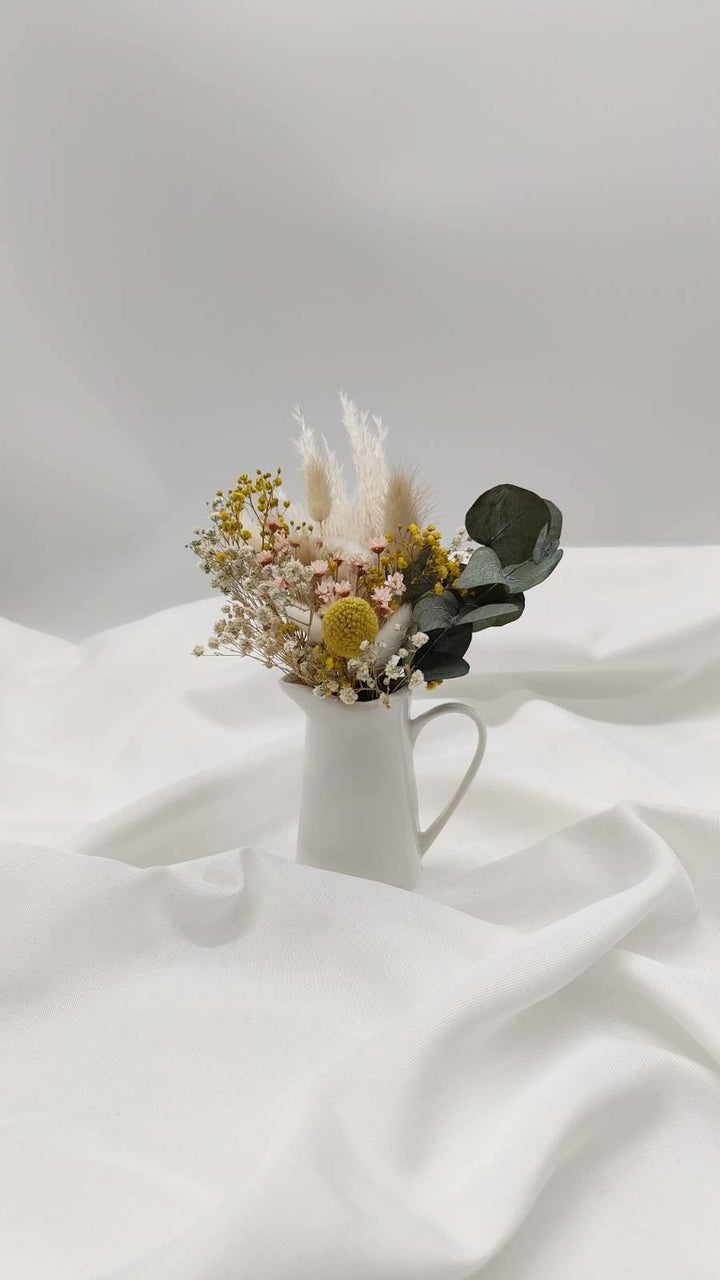 Mini-Trockenblumen Sträußchen mit Vase in weiß - www.Flower-Passion.com