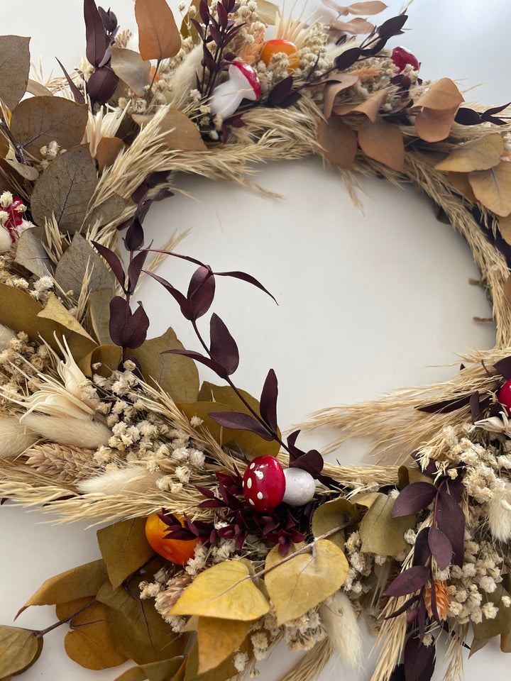 „Herbsttanz“ Kranz aus Trockenblumen - www.Flower-Passion.com