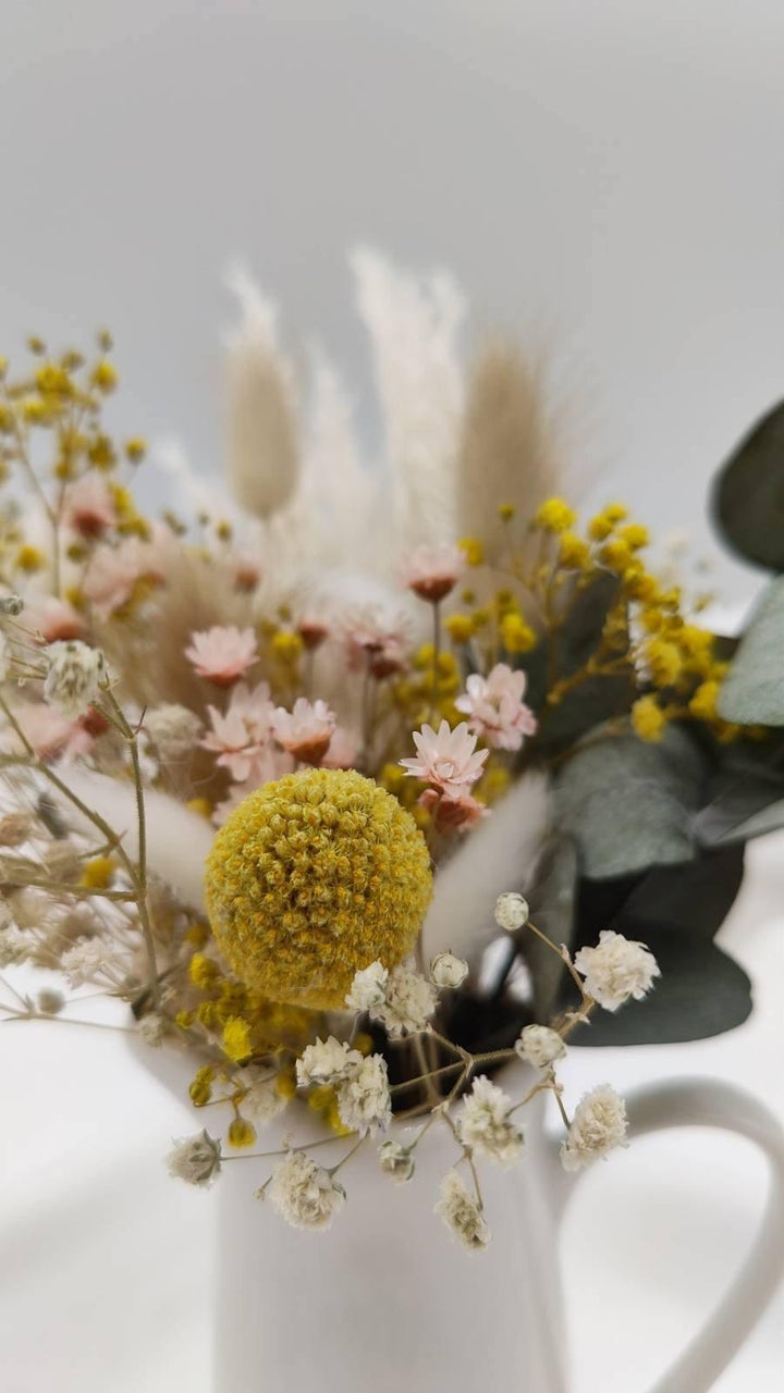 Mini-Trockenblumen Sträußchen mit Vase in weiß - www.Flower-Passion.com