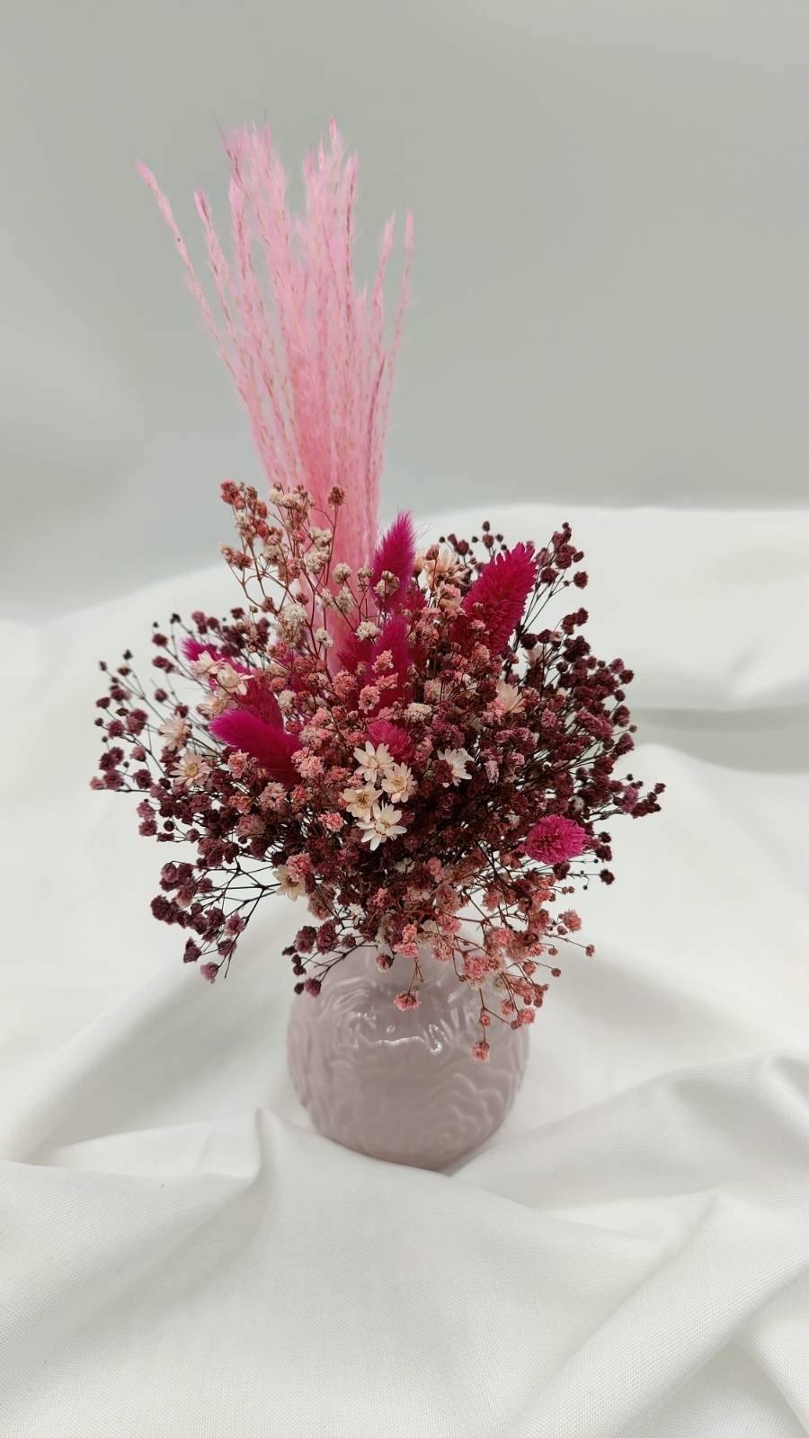 Mini-Trockenblumen Sträußchen mit Vase in weiß oder rosa - www.Flower-Passion.com